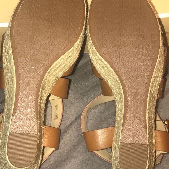 ‼️ Michael Kors Sandals - Picture 7 of 8